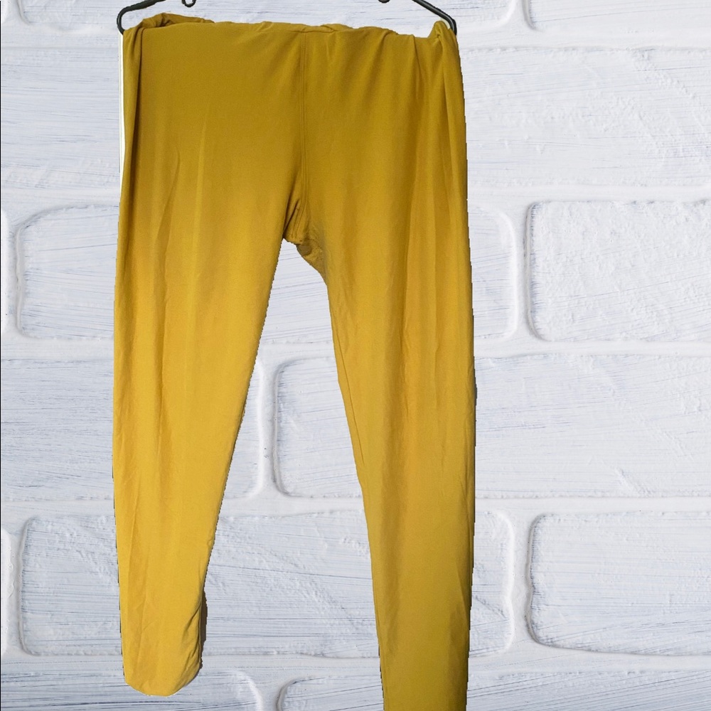 LulaRoe T&C Mustard Yellow Full Length Leggings